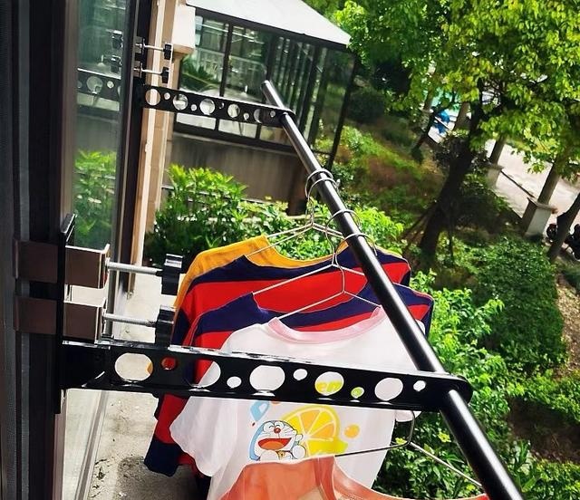 晾衣方案要选一种！以免服的时候头疼K8凯发国际阳台取消晾衣区这6种(图14)